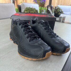 Vintage Nike Shox Classic 2006 in Black Gum